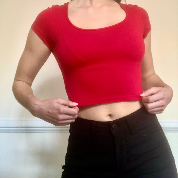 🔥BOGO FREE- Crop top vintage - Picture 2 of 4